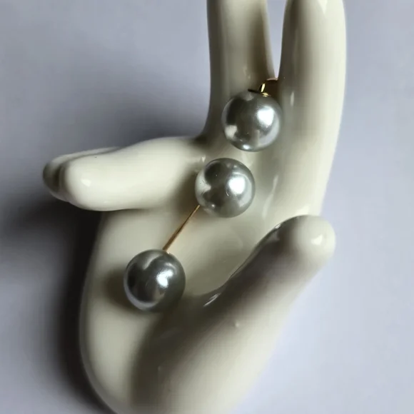 βͺοΈ Dark Pearl Cinch Pin Set - Picture 5 of 14